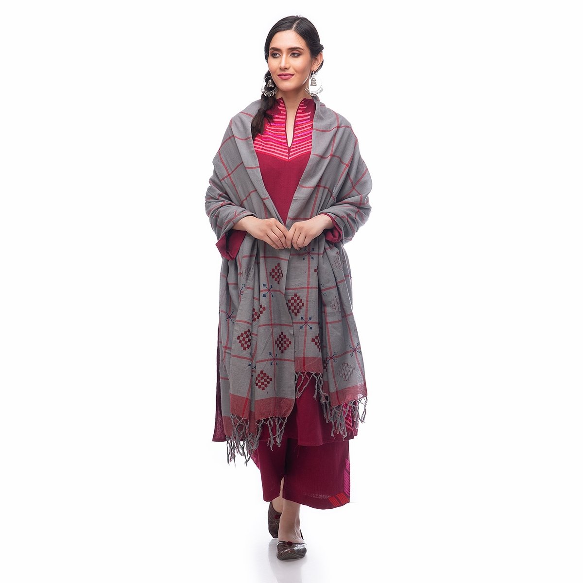 Hand Embroidery Dupatta Gray with Red Motif